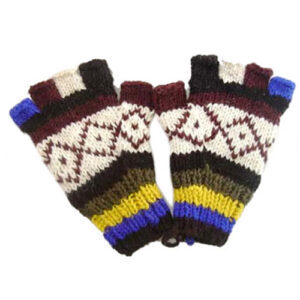 Daunting Handmade Woolen Gloves