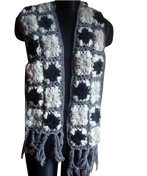 Springy Handmade Woolen Muffler