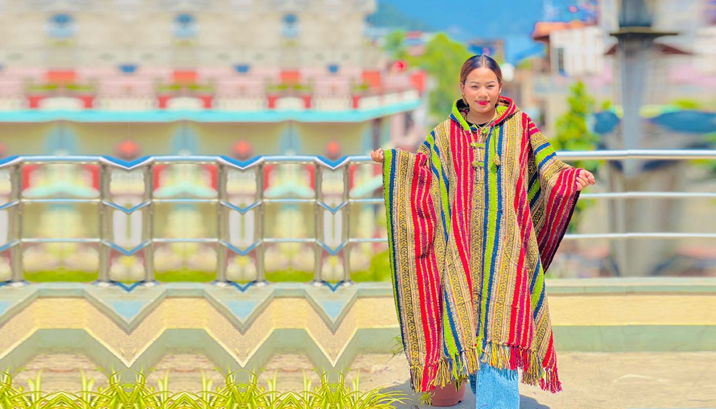 Himalayan handmade Hippie Gheri Poncho