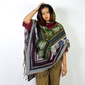 Handcrafted Himalayan Boho 100% Wool Poncho – Winter Essential