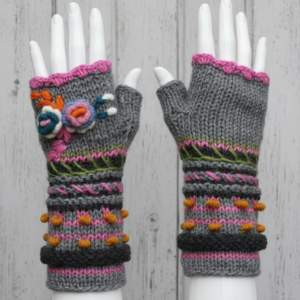 Traditional Nepal Hand-Knit Fingerless Wool Gloves